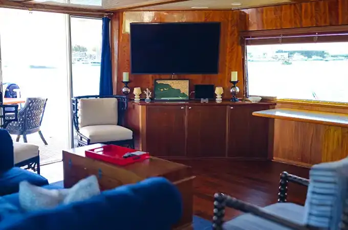 Remodeled yacht lounge and entertainment area